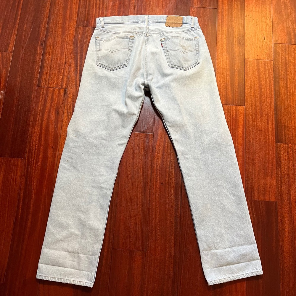 Vintage Levis 501 Jeans Mens 36x32 Straight Fit Light Wash Y2K 90s 00501-0134 * - Picture 3 of 8